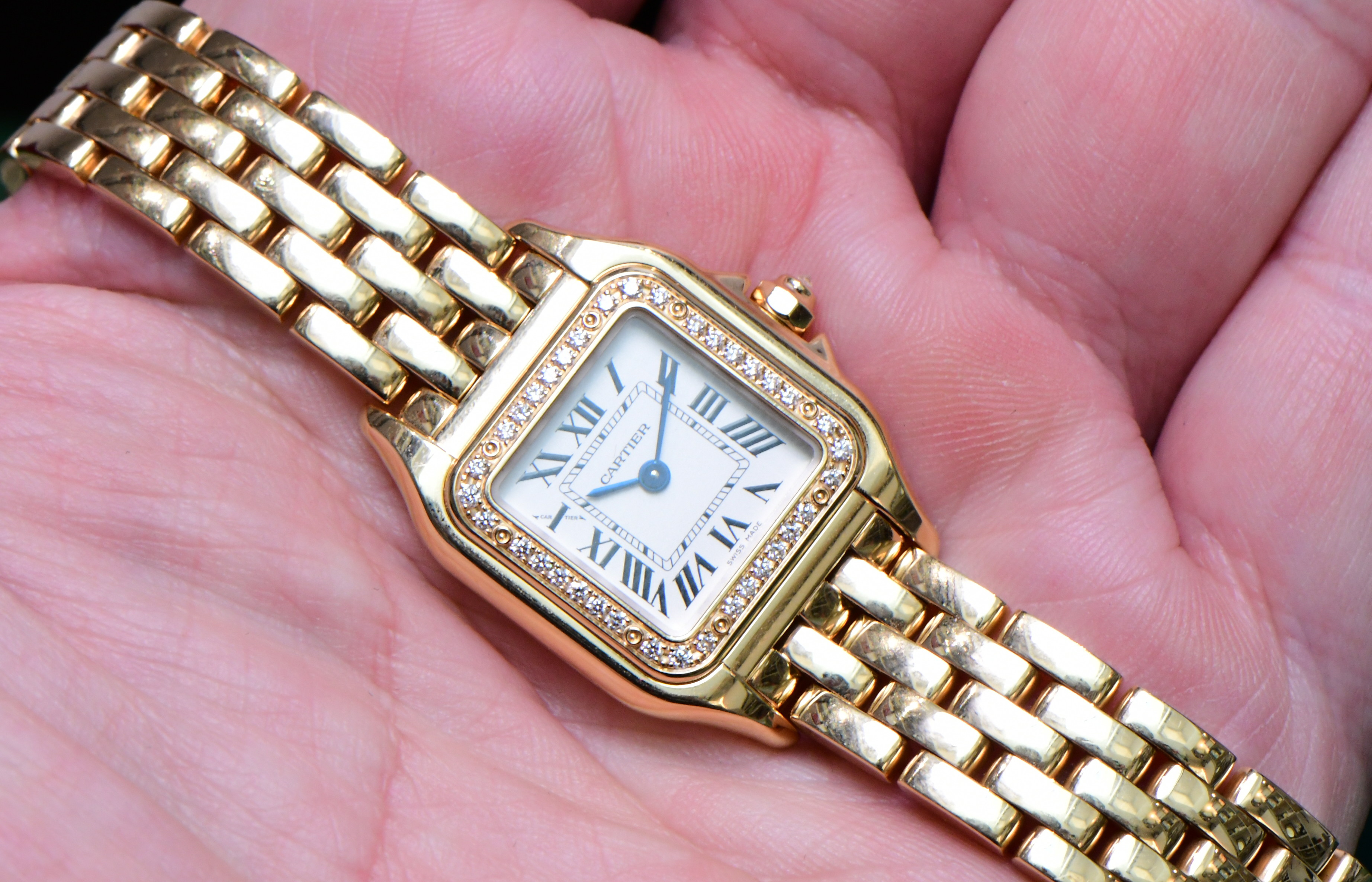 Cartier Panthere de Cartier in Yellow Gold with Diamond Bezel on Yellow Gold Bracelet with White Roman Dial