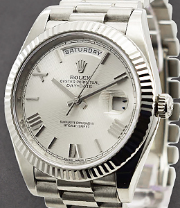 Day Date 40mm in White Gold with Fluted Bezel on President Bracelet with Silver Roman Dial
