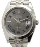 Datejust 41mm in Steel with Smooth Bezel on Jubilee Bracelet with Wimbledon Dial