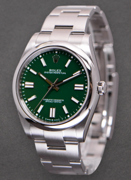 Pre-Owned Rolex 124300 Oyster Perpetual 41mm in Steel with Domed Bezel 124300